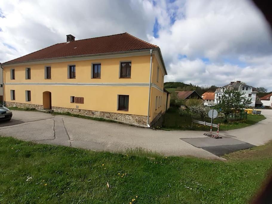 U Zivlu Bed & Breakfast Brloh Bagian luar foto